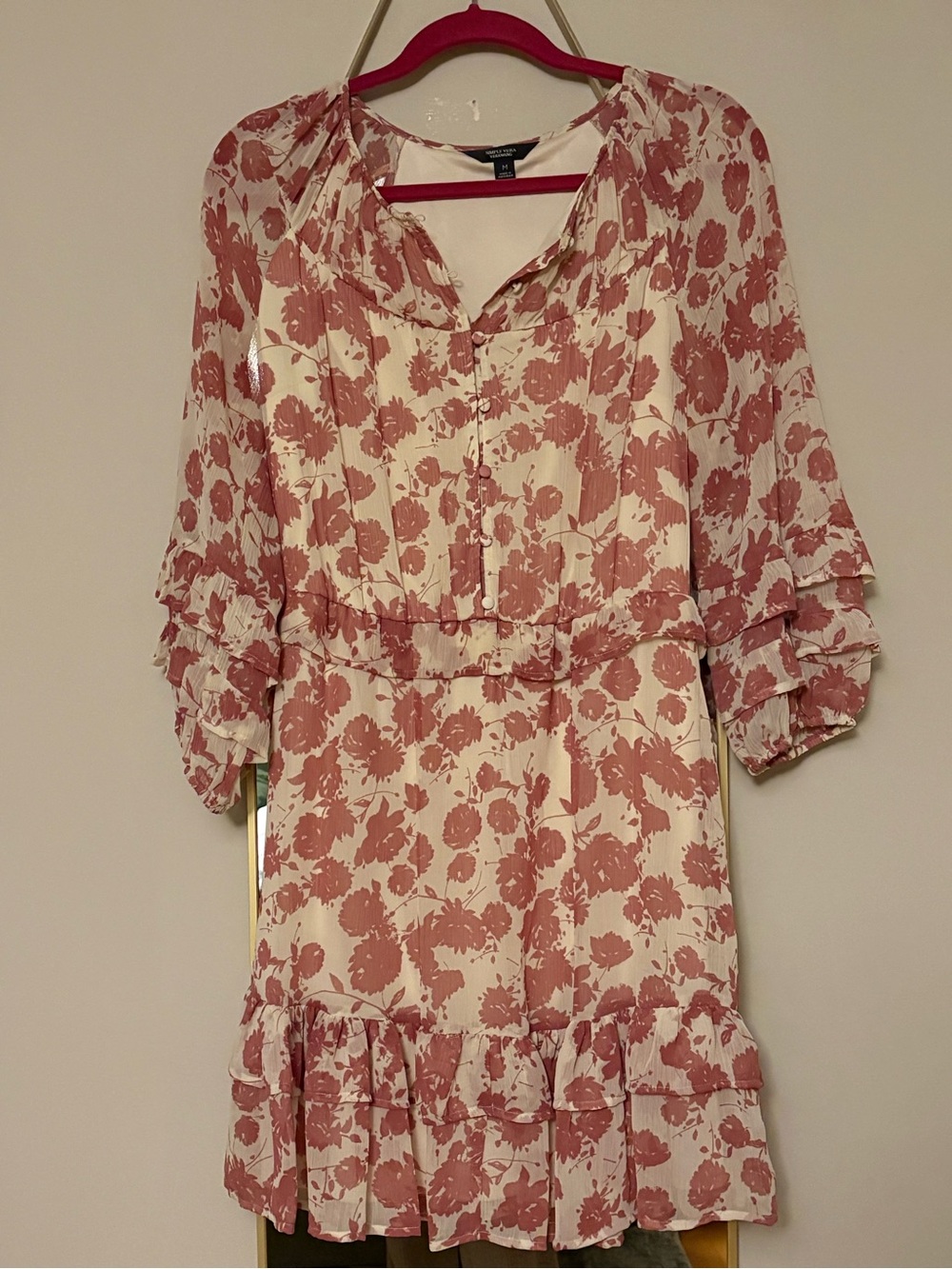 Simply Vera Vera Wang Pink Floral Long Sleeve Ruffle Dress